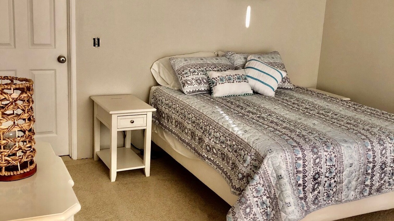 Photo of Bedroom in Clairemont