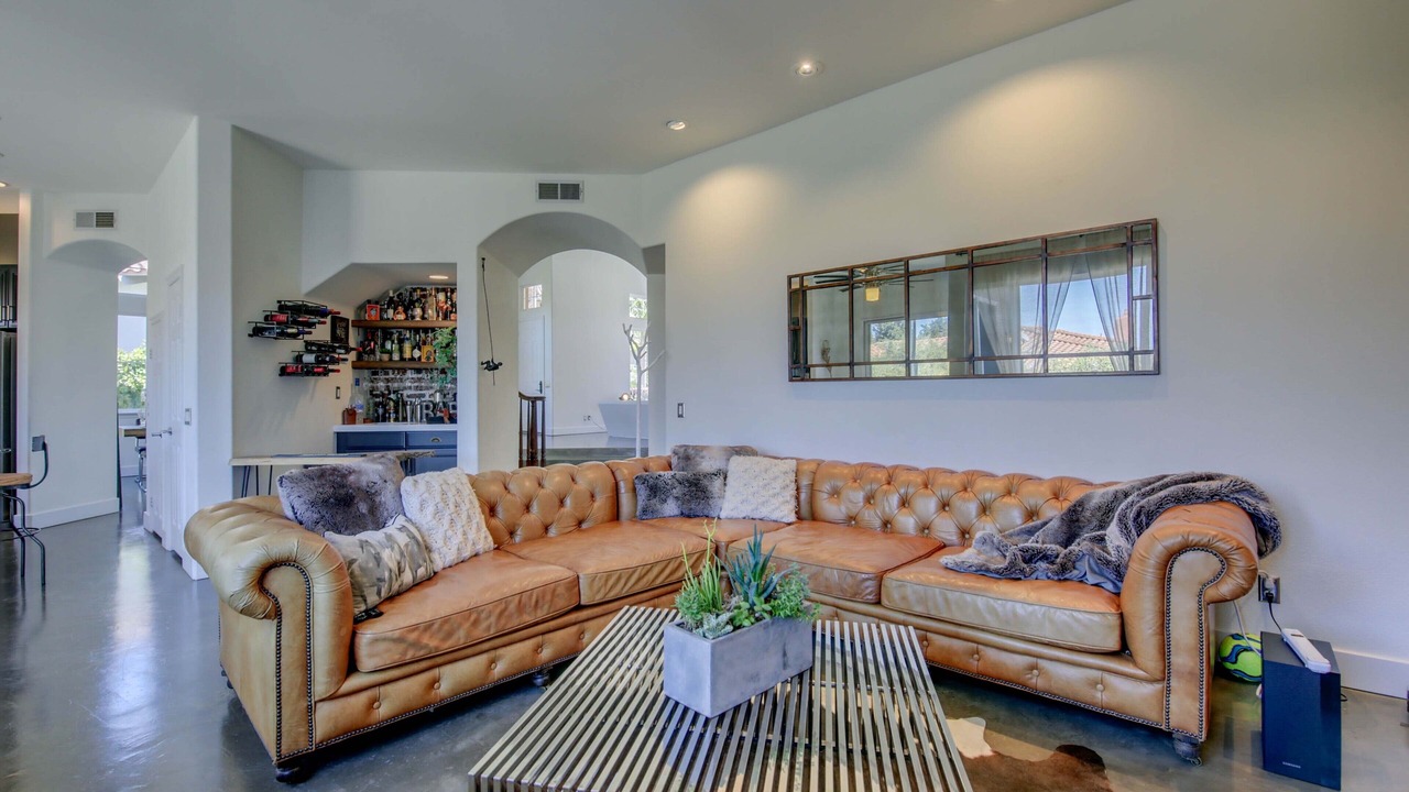 Photo of Livingroom in Carmel Valley