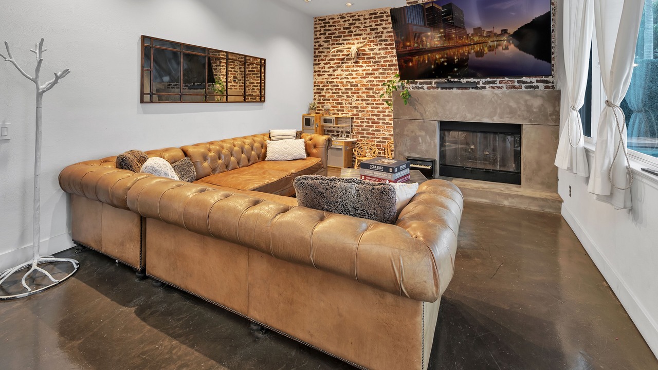 Photo of Livingroom in Carmel Valley