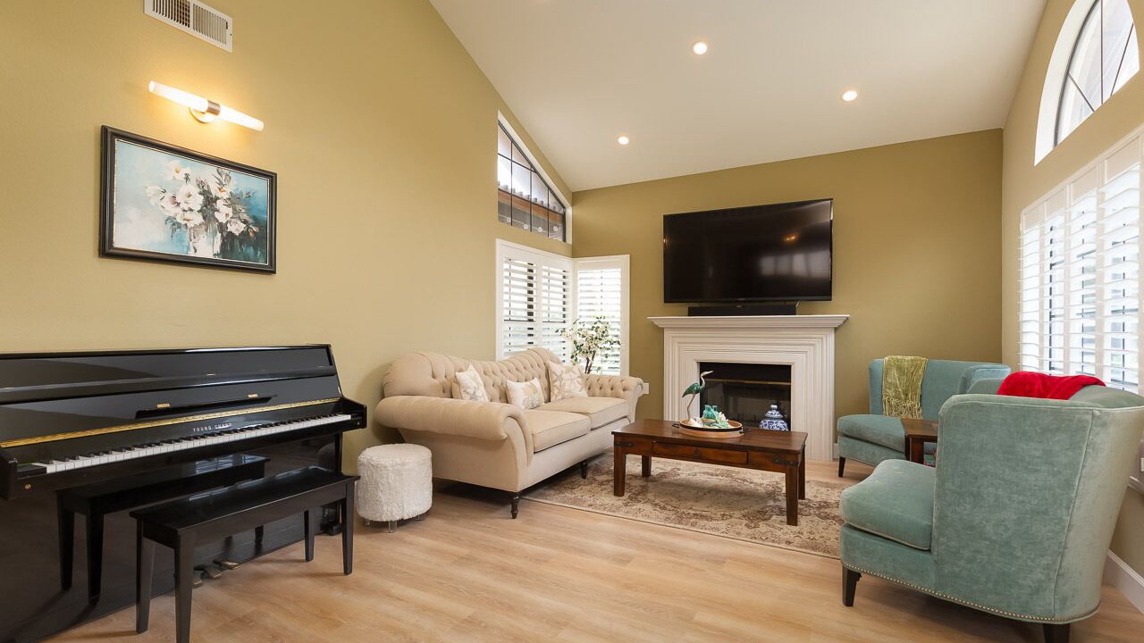 Photo of Livingroom in Mira Mesa