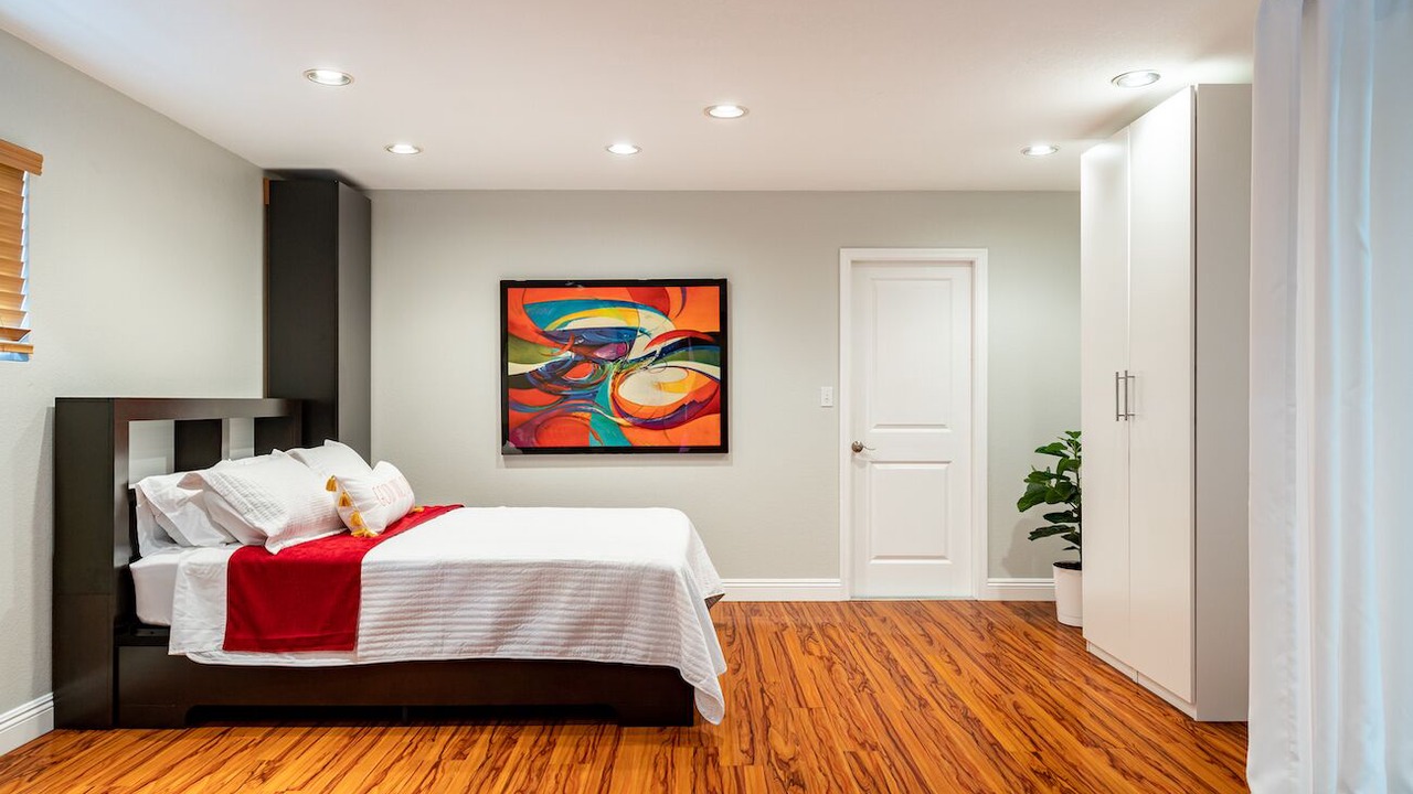 Photo of Bedroom in Clairemont
