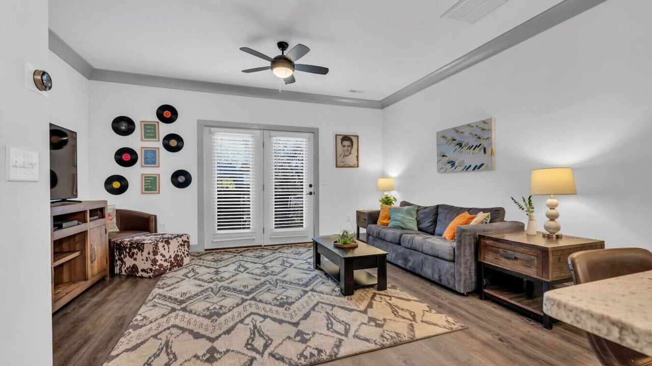 Photo of Livingroom in South Nashville