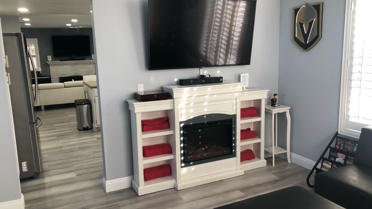 Photo of Livingroom in Green Valley