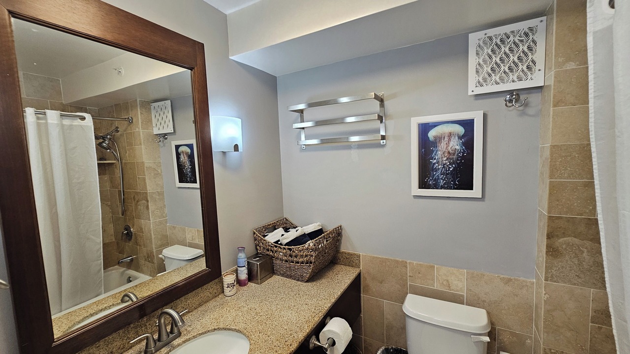 Photo of Bathroom in Hanamaulu