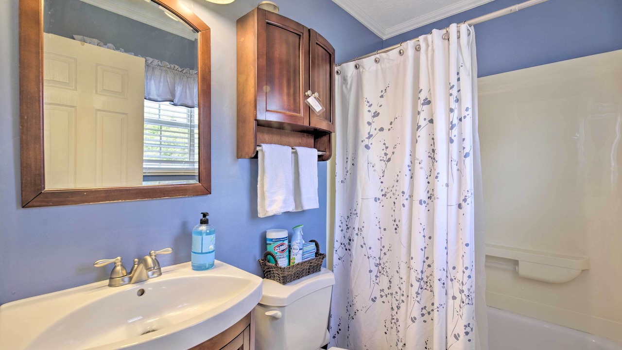 Photo of Bathroom in Seymour