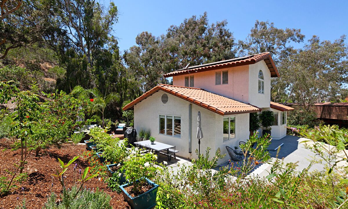 Photo of Others in Mission Hills