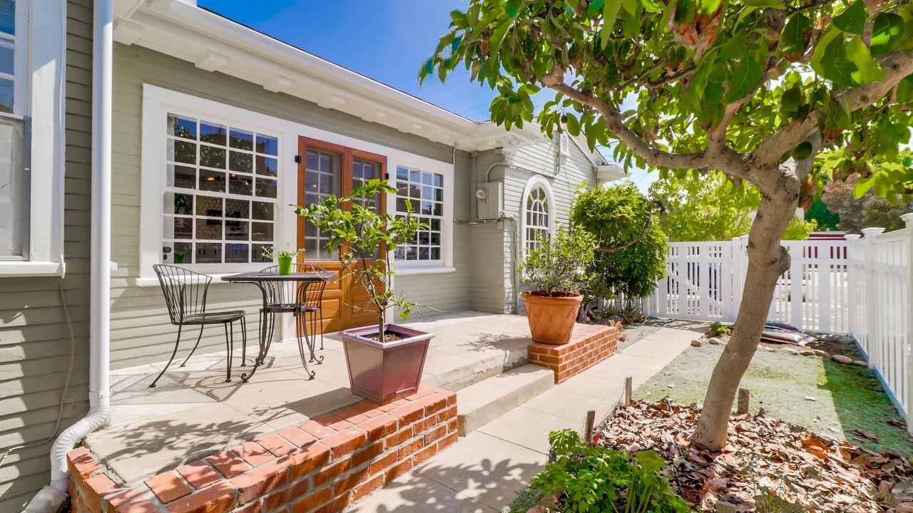 Photo of Bedroom in Mission Hills