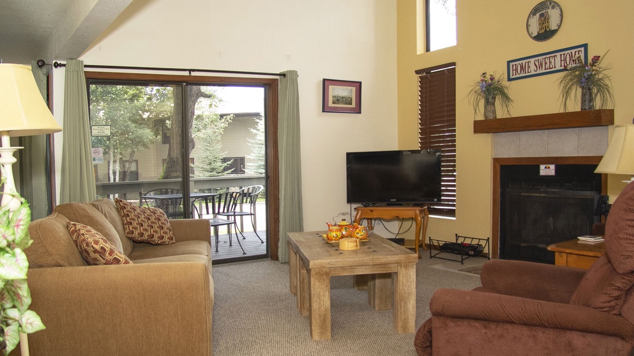 Photo of Livingroom in Pinetop