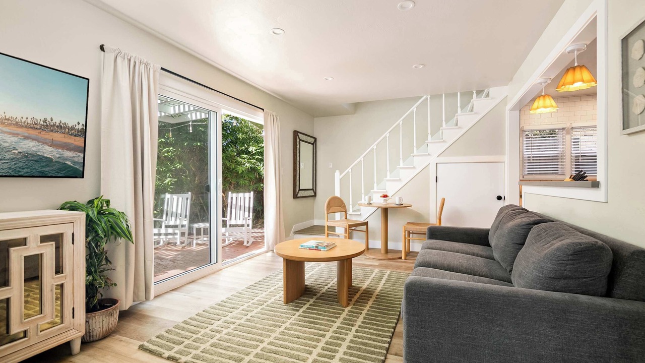 Photo of Livingroom in La Jolla Shores