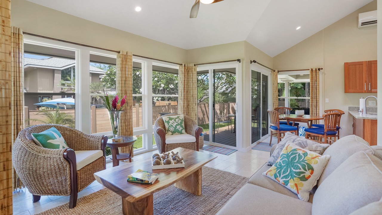 Photo of Livingroom in Anahola