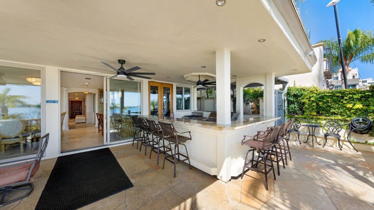 Photo of Patio Balcony in Crown Point
