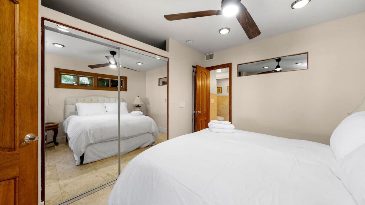Photo of Bedroom in Crown Point