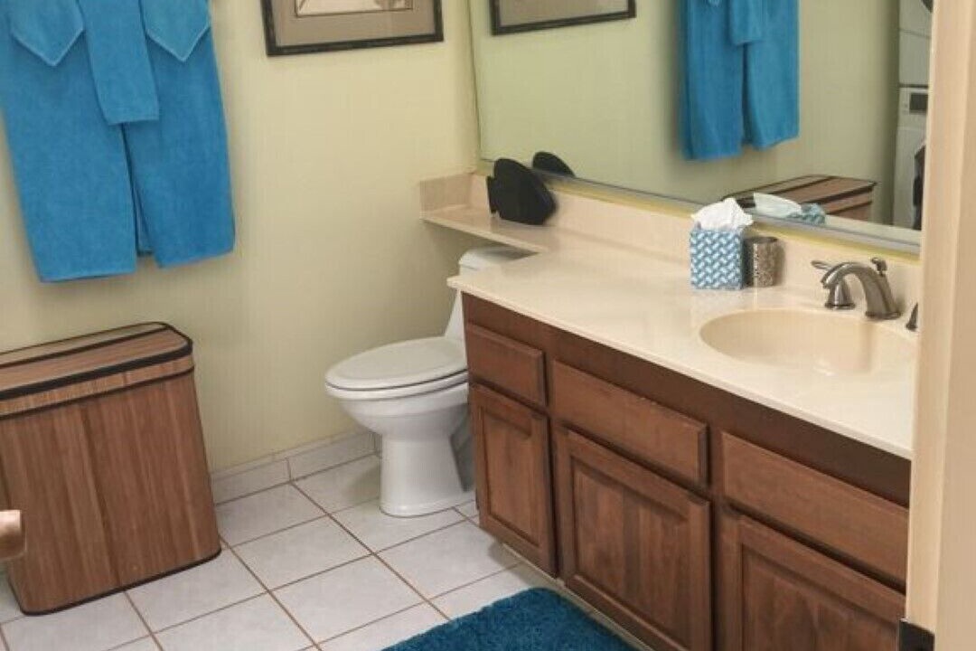 Photo of Bathroom in Maunaloa