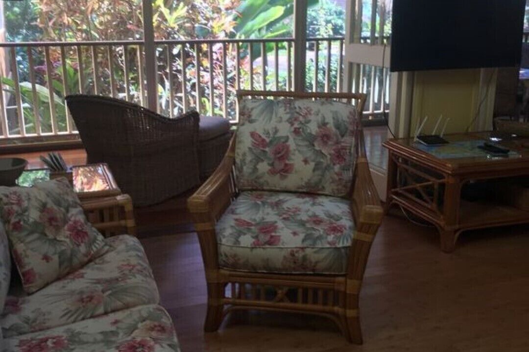 Photo of Livingroom in Maunaloa