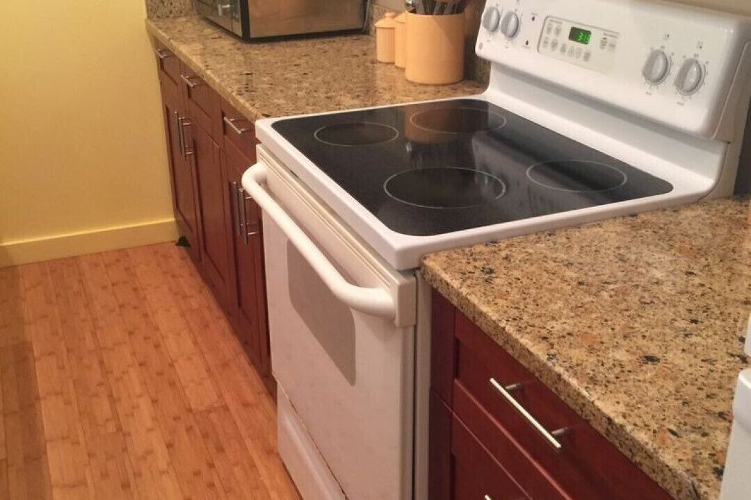 Photo of Kitchen in Maunaloa