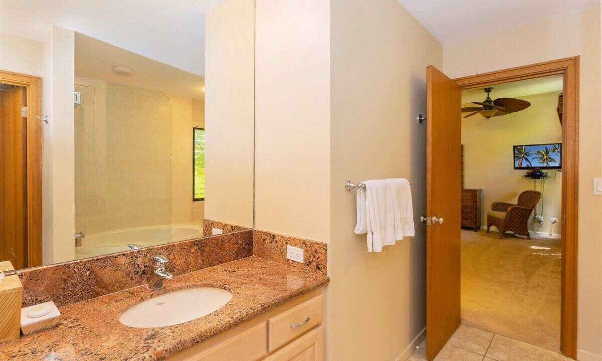 Photo of Bathroom in Kapalua
