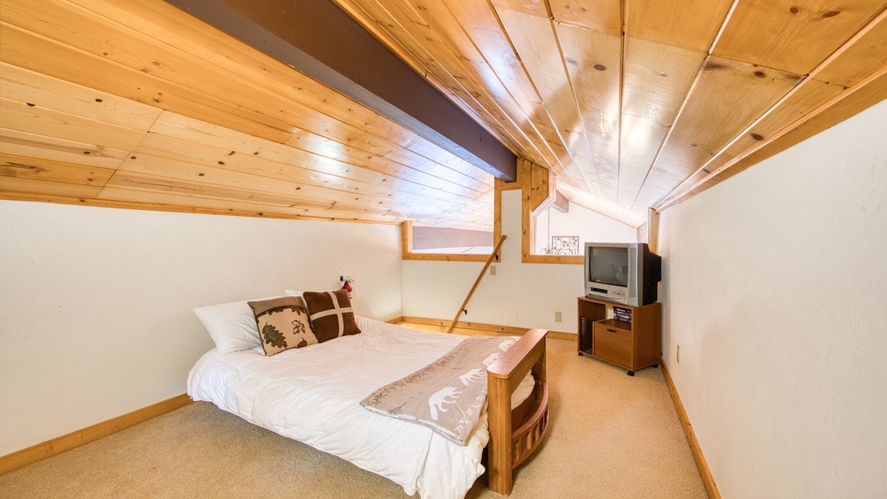 Photo of Bedroom in Olympic Valley