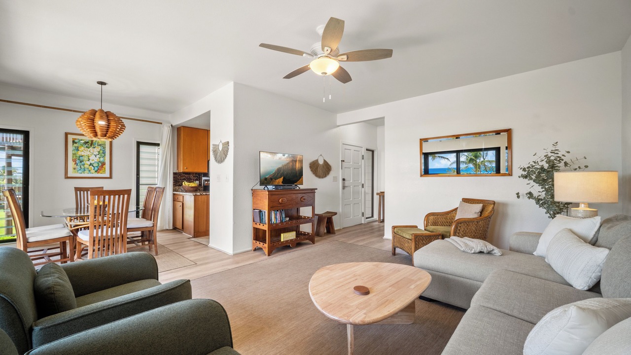 Photo of Livingroom in Lihue