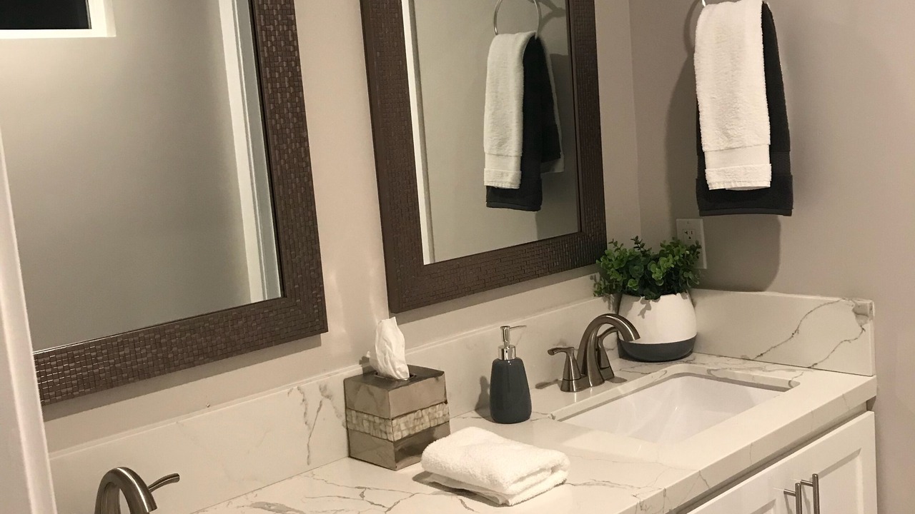 Photo of Bathroom in Allied Gardens