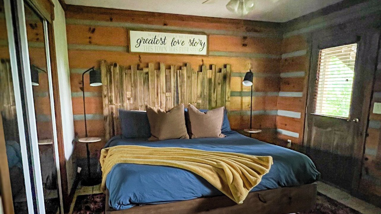Photo of Bedroom in Bryson City