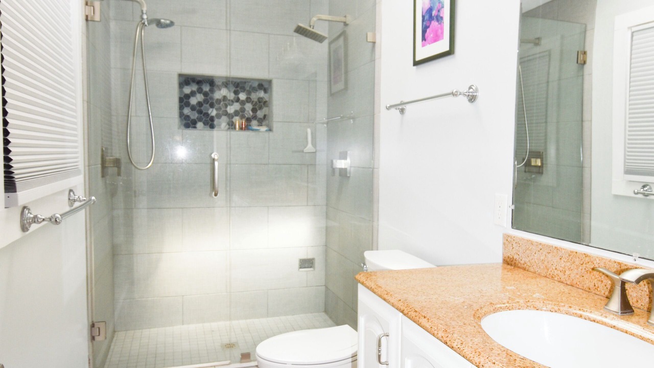 Photo of Bathroom in Marathon