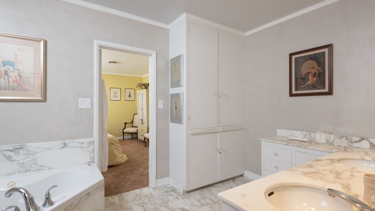 Photo of Bathroom in La Jolla Shores