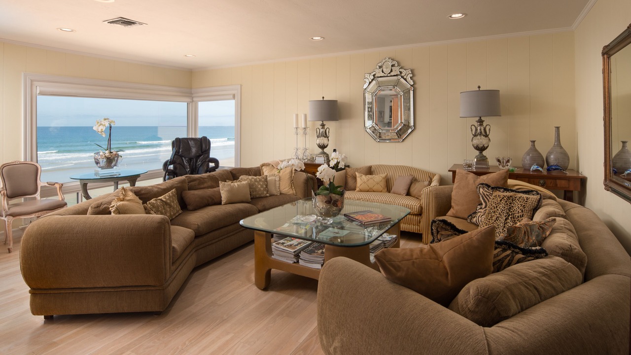 Photo of Bedroom in La Jolla Shores