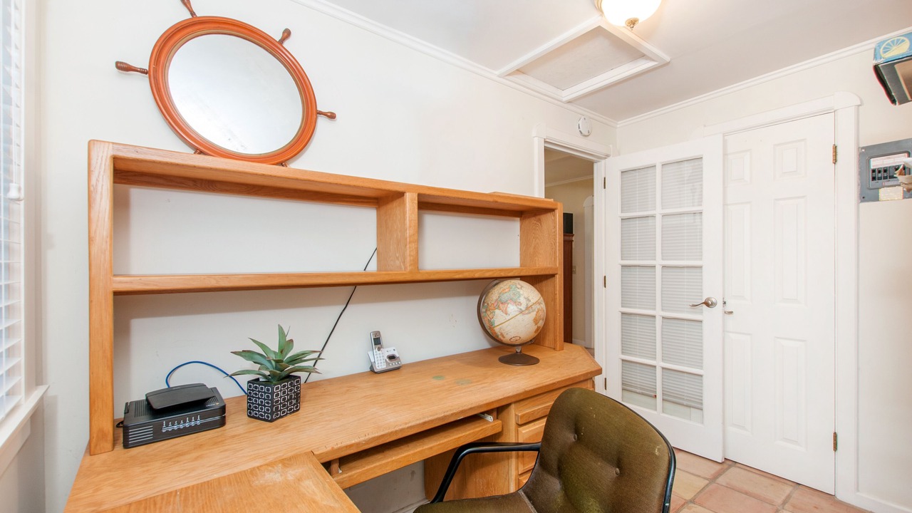 Photo of Bedroom in La Jolla Shores