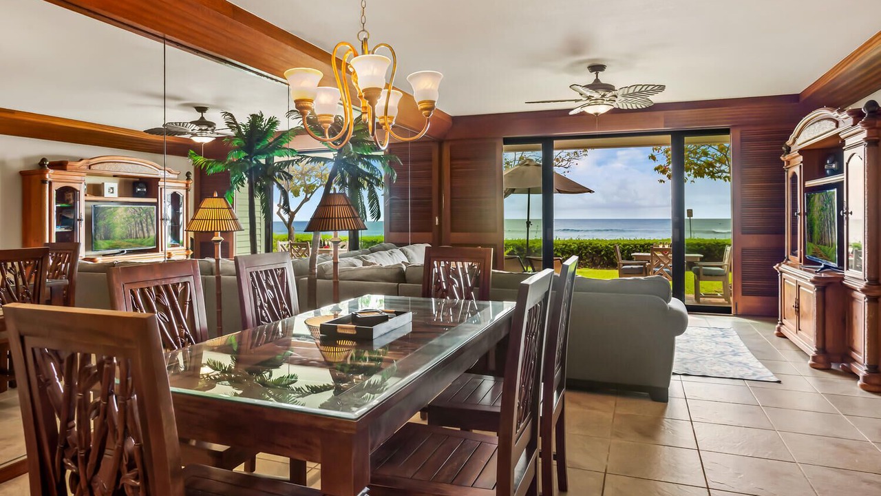 Photo of Livingroom in Poipu