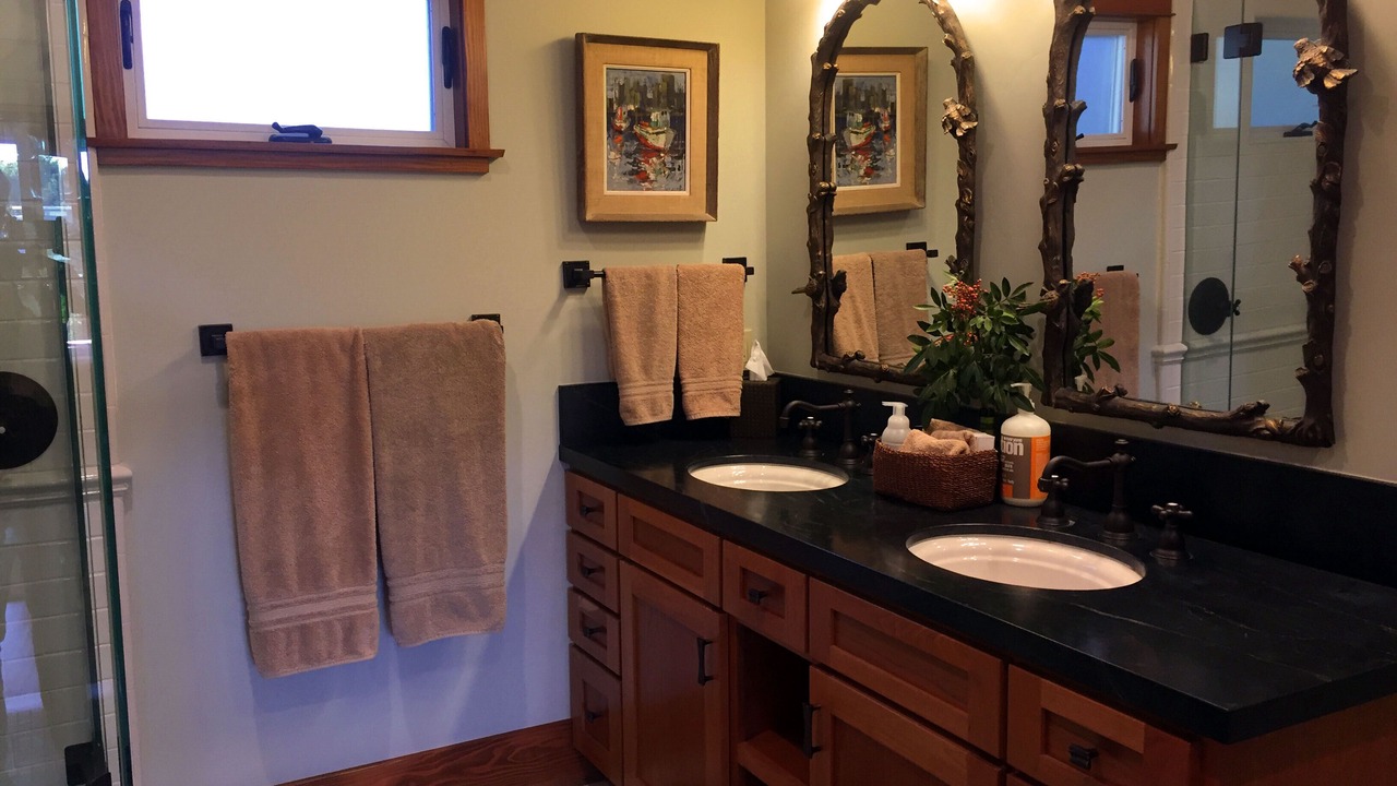 Photo of Bathroom in Mission Hills