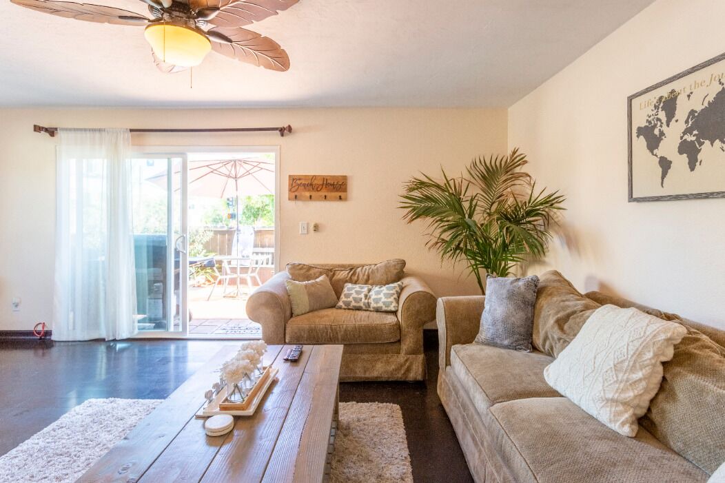 Photo of Livingroom in Crown Point