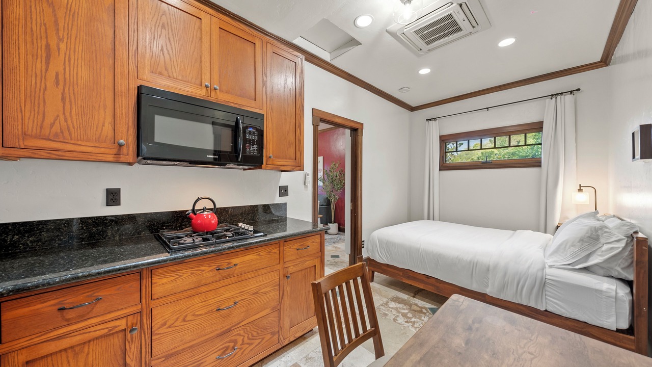 Photo of Bedroom in University City
