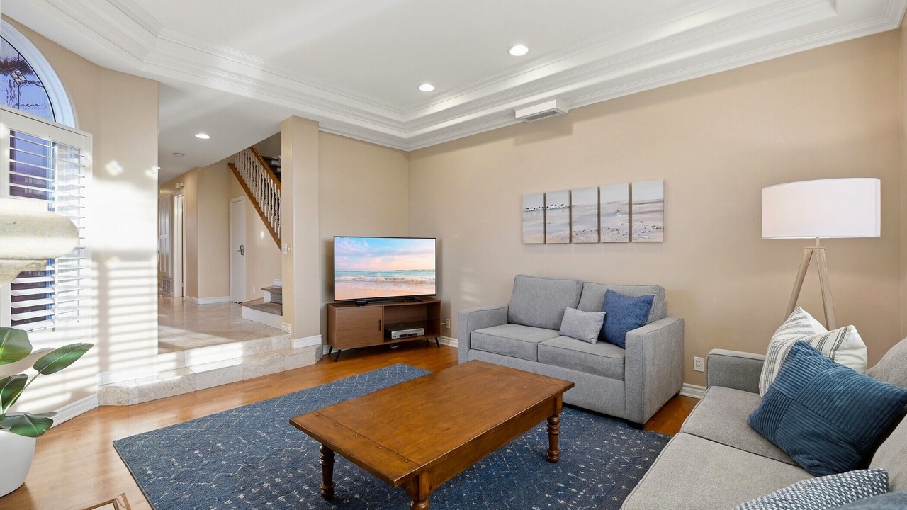Photo of Bedroom in Village of La Jolla