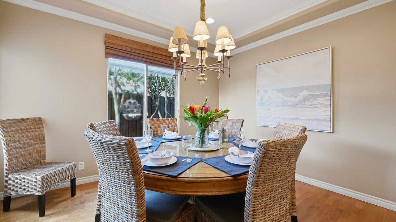 Photo of Livingroom in Village of La Jolla