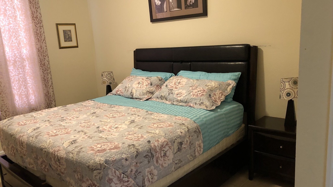 Photo of Bedroom in Windsor Palms