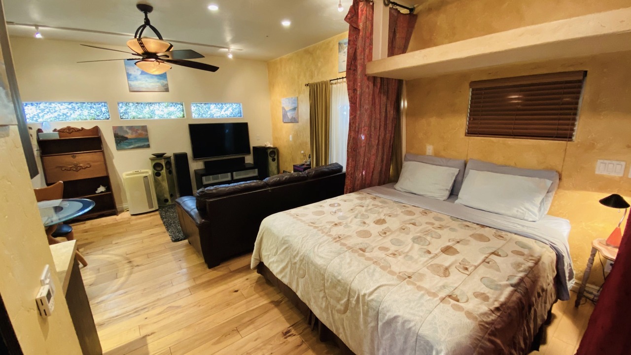 Photo of Bedroom in North Pacific Beach