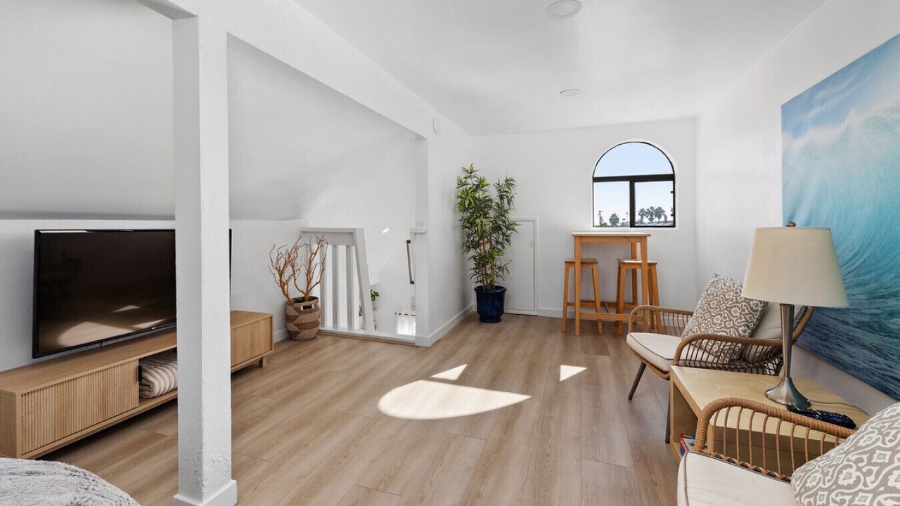 Photo of Bedroom in Pacific Beach