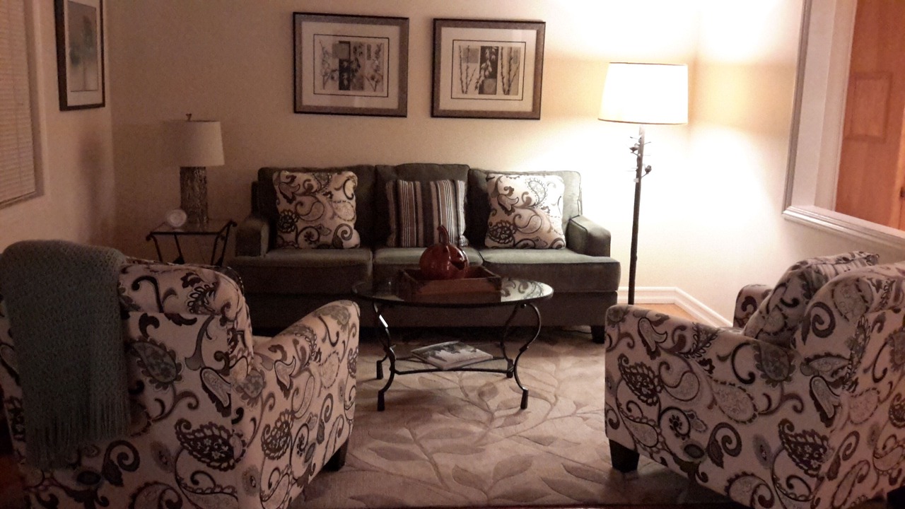Photo of Livingroom in Windsor Hills