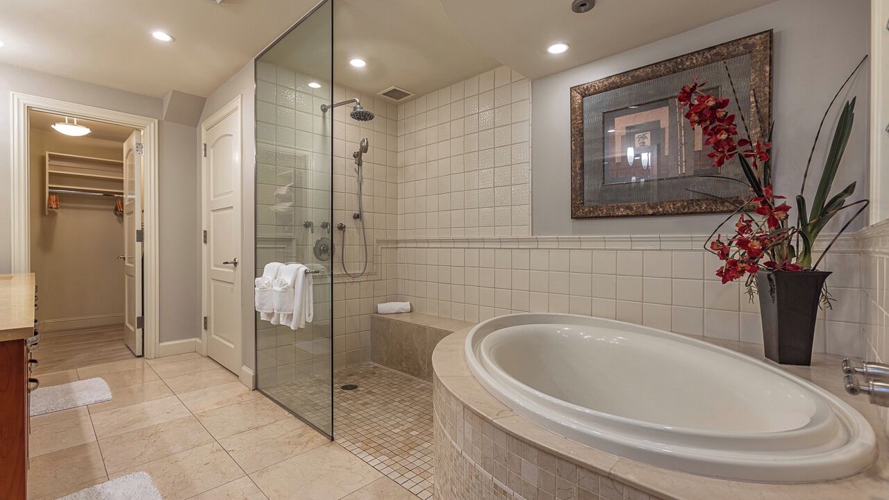 Photo of Bathroom in Wailea
