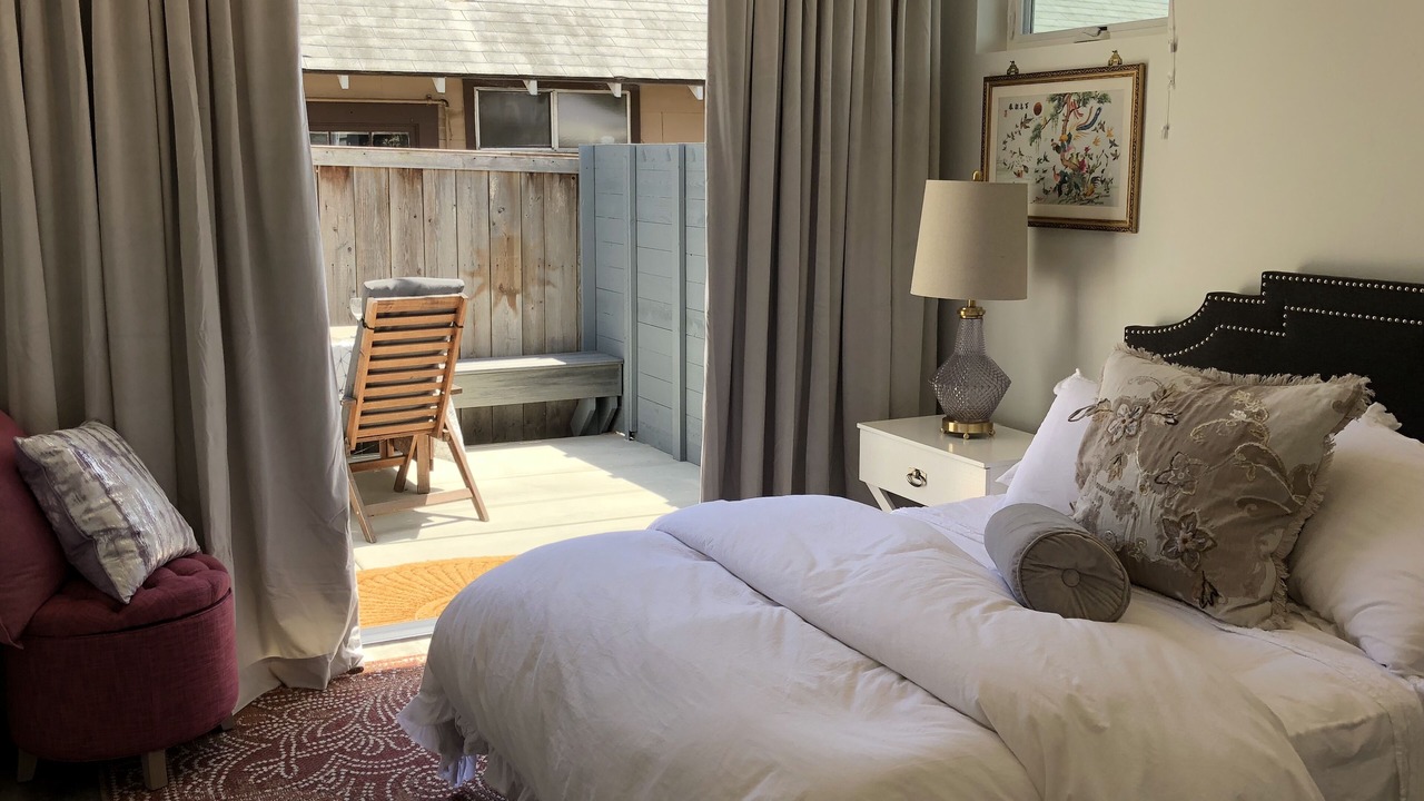 Photo of Bedroom in University Heights