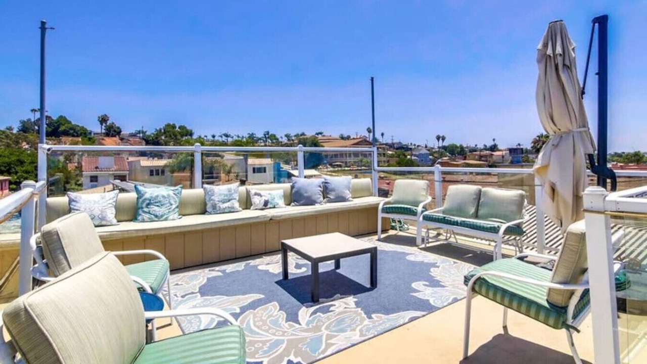 Photo of Patio Balcony in Bay Park