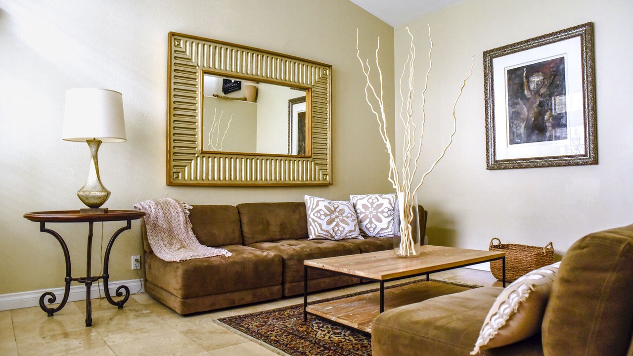 Photo of Livingroom in University City
