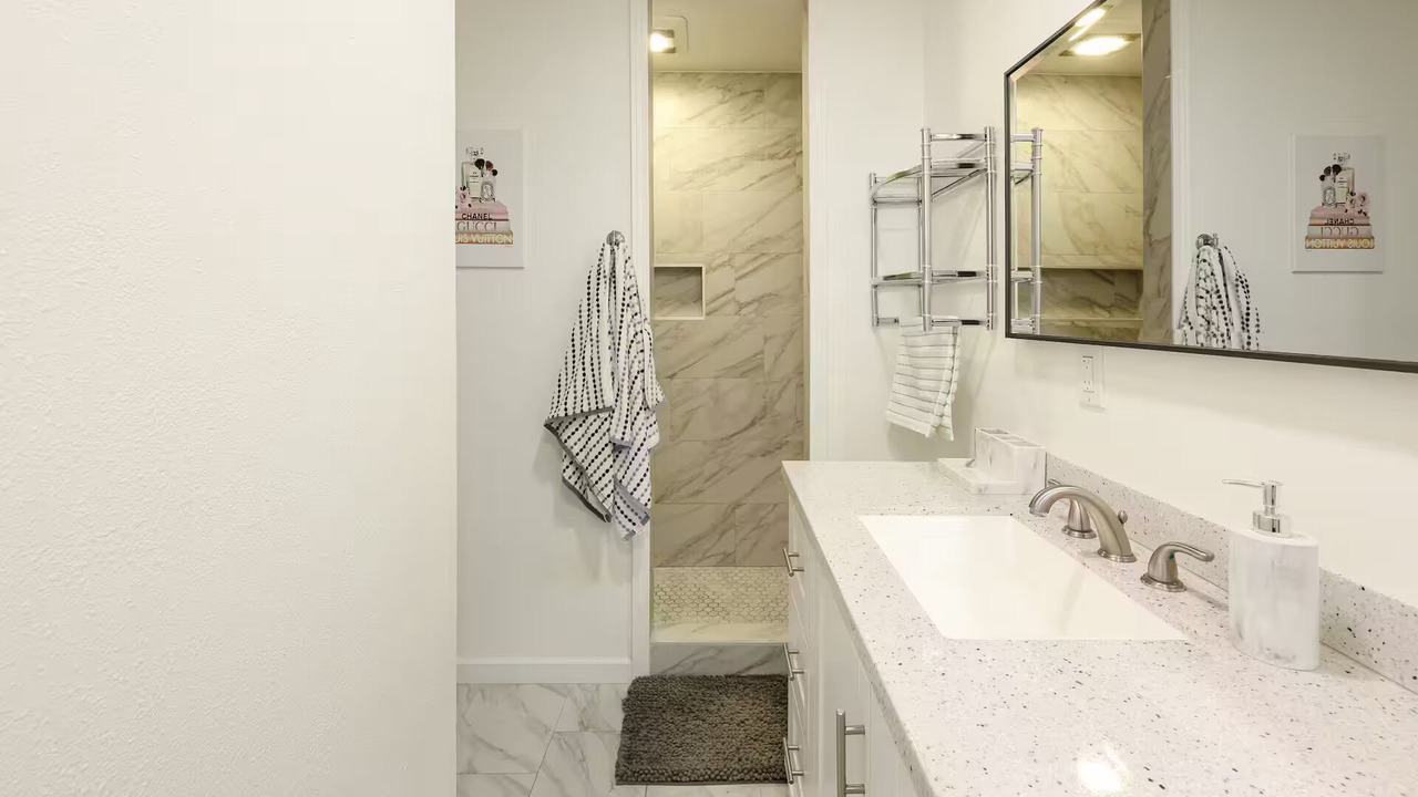 Photo of Bathroom in Tierrasanta