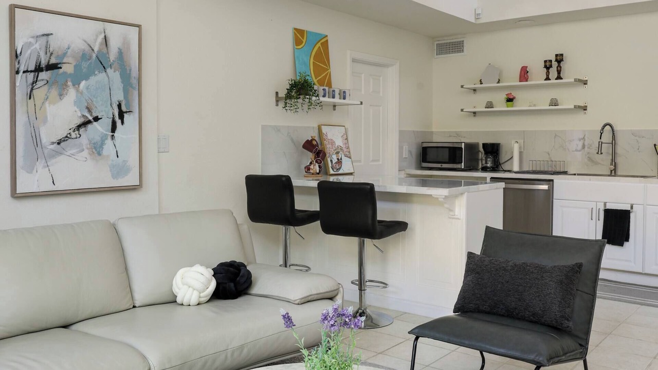 Photo of Livingroom in Tierrasanta