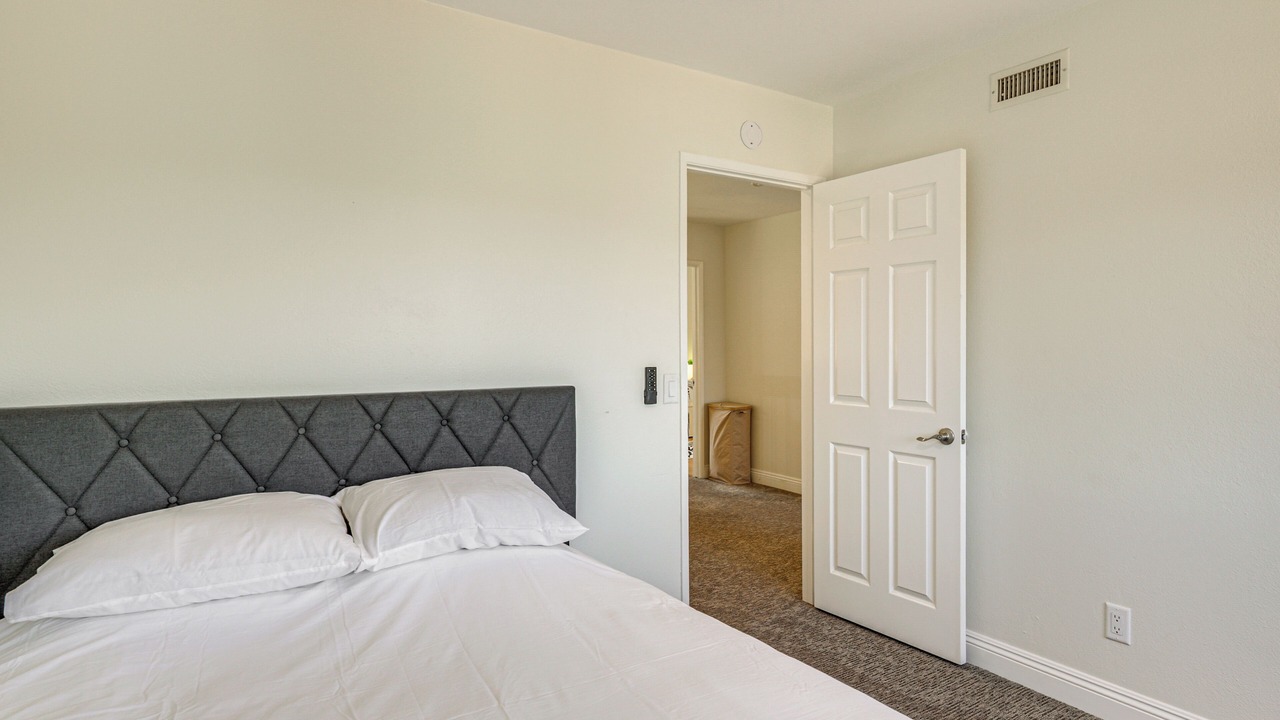 Photo of Bedroom in Spring Valley