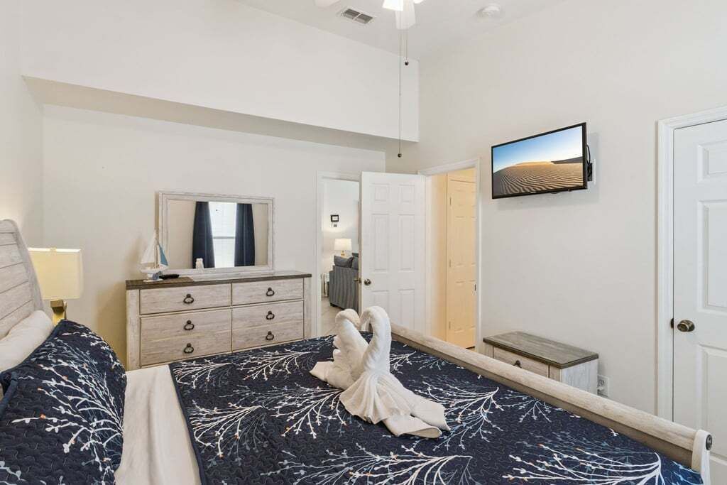 Photo of Bedroom in Windsor Palms