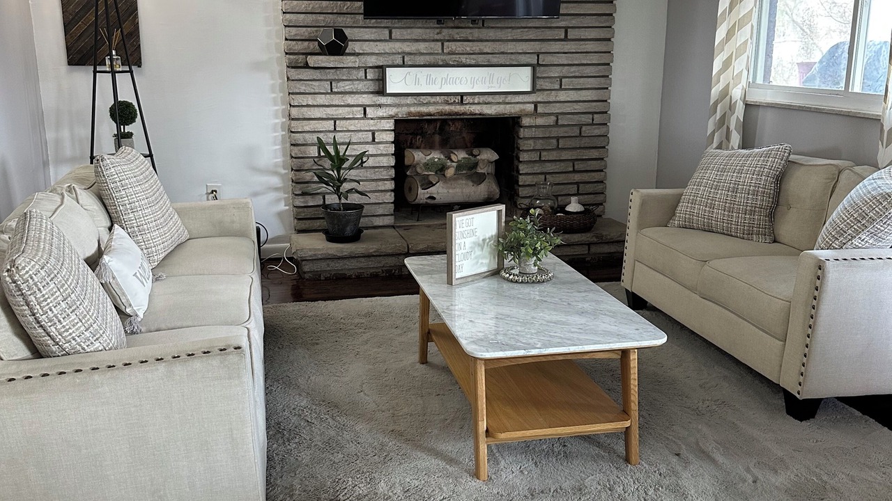 Photo of Livingroom in Churchhill