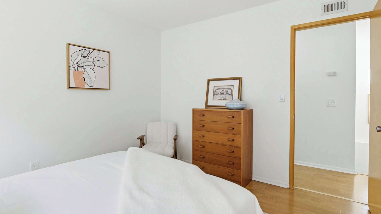 Photo of Bedroom in University City