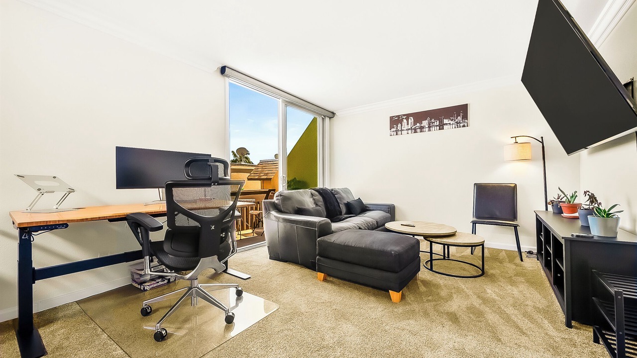 Photo of Livingroom in Clairemont Mesa East