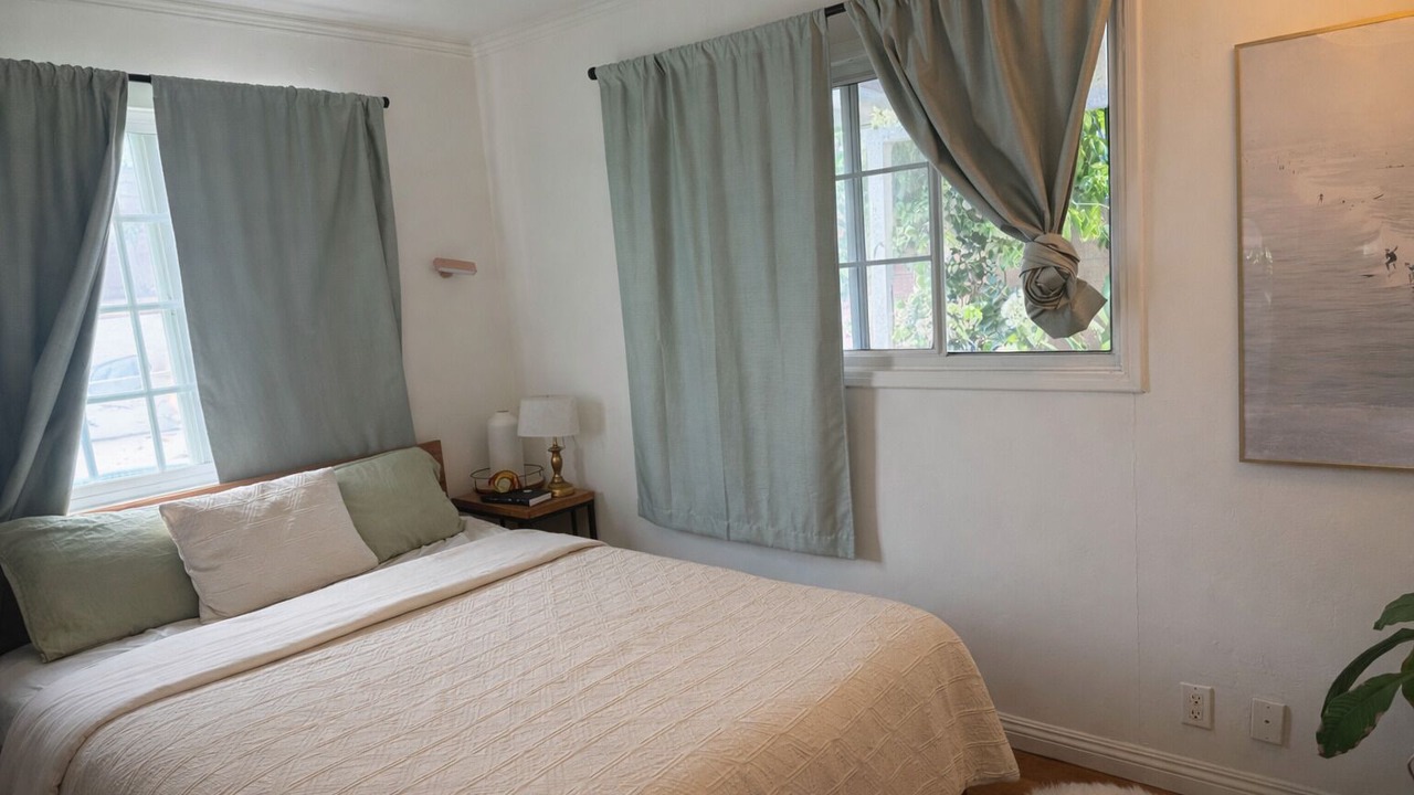 Photo of Bedroom in Clairemont